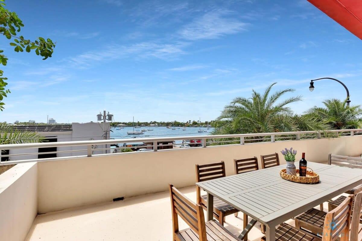 Beachfront Condo-Roofto Pool- 2 Bedrooms 2 Bedroom ! Hollywood Eksteriør bilde